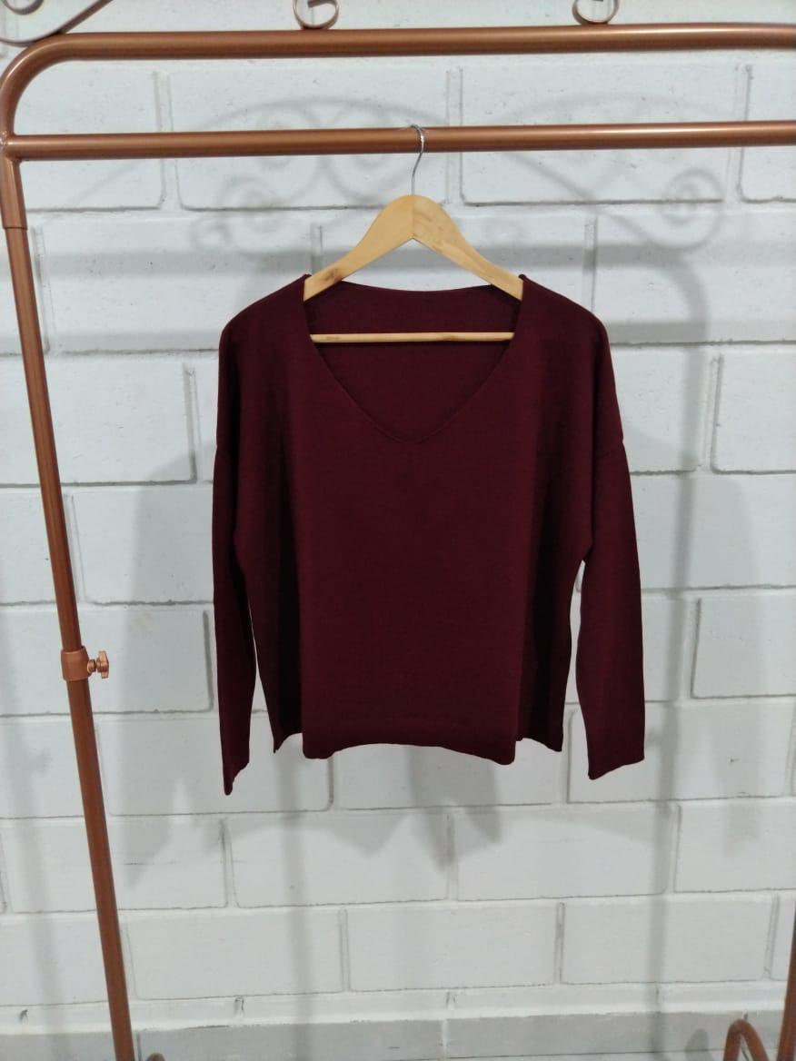Blusa fina decote modal oversized
